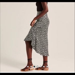 A&F long skirt